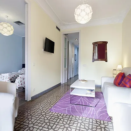 Apartamento Modern In Eixample With Sea Near Barcelona